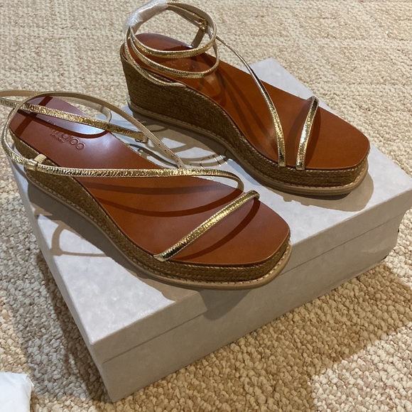 Jimmy Choo *NEVER WORN IN BOX* Drive Metallic Wedge Espadrille Sandals